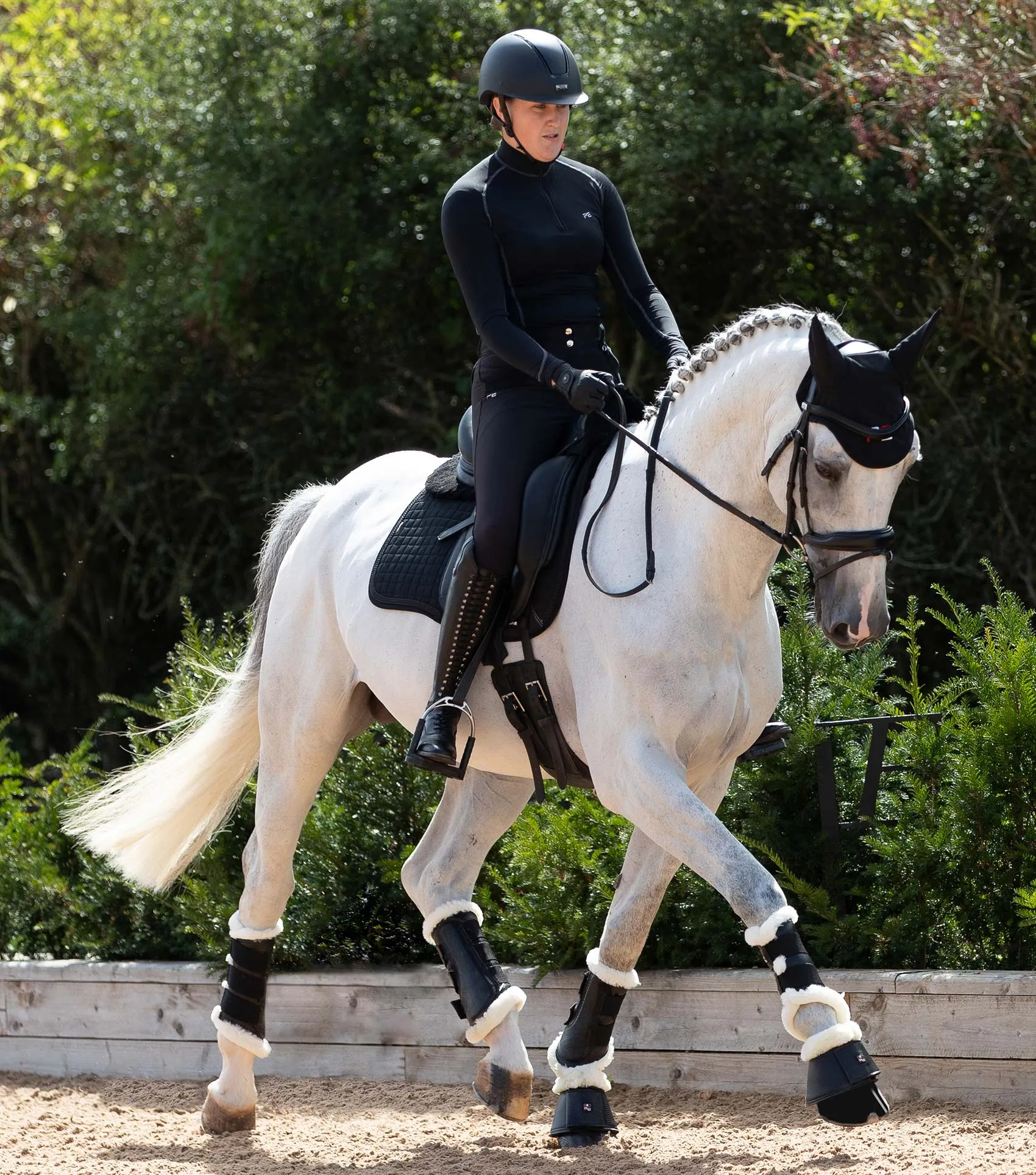 Close Contact Merino Wool European Saddle Pad - Dressage Square Black/Black Wool